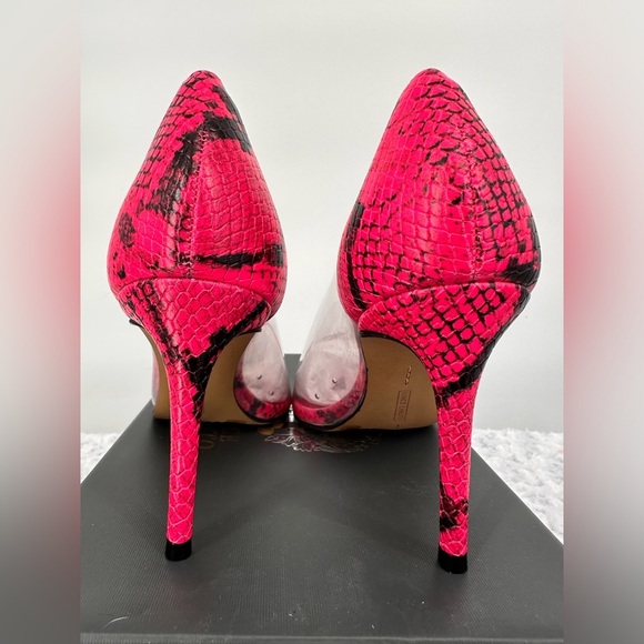 NIB Vince Camuto Neon Pink Snake Print Vinyl Clear Heels - Picture 4 of 7